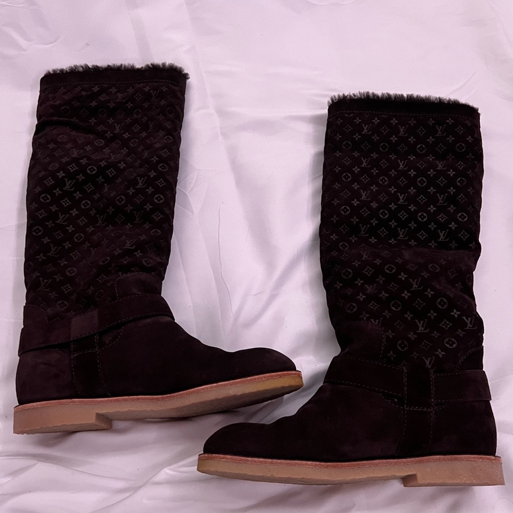 Louis Vuitton Fauvist Brown Monogram Suede Knee Length Boots - Picture 11 of 16